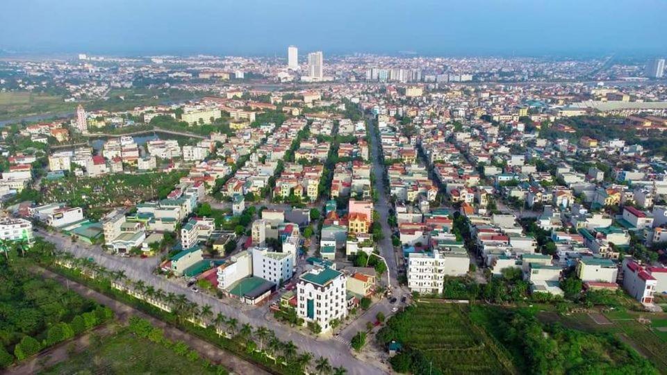 Khach San Hoa Dong Hotel Phu Ly Exterior photo
