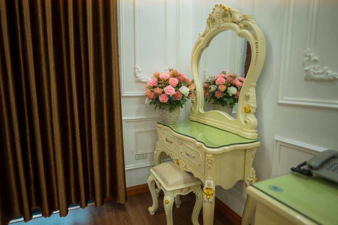 Khach San Hoa Dong Hotel Phu Ly Exterior photo